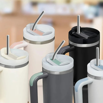 Reusable metal drinking straw from Craft Plus, eco-friendly stainless steel straw with a sleek design for sustainable hydration.